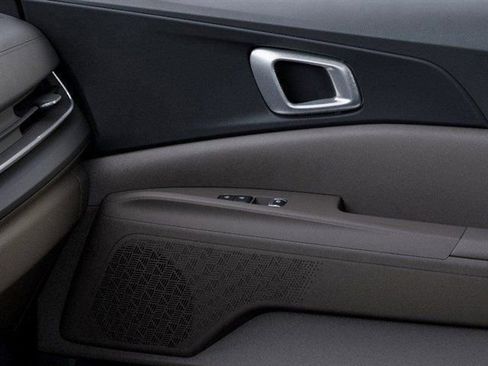 New 2026 Kia Carnival EX FWD image 25