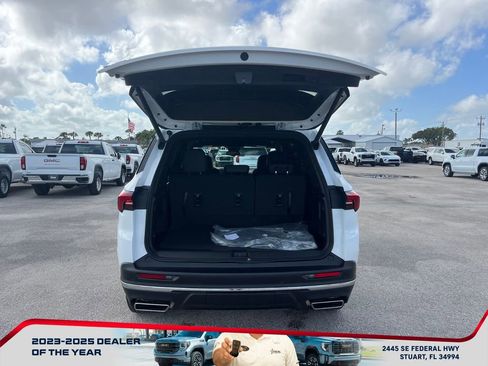 New 2026 Buick Enclave Preferred image 17