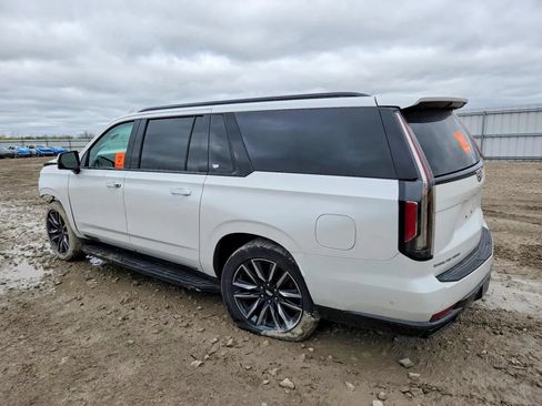 Used 2021 Cadillac Escalade ESV Sport AWD/4WD image 4