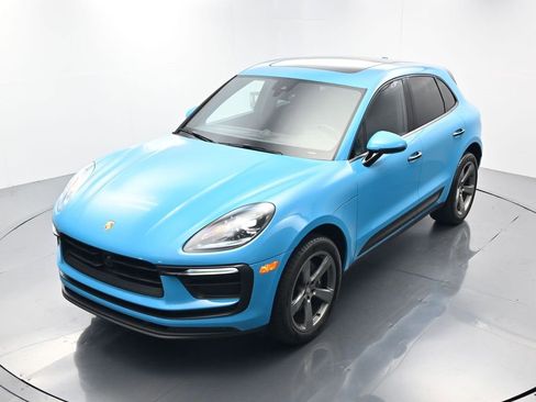Used 2023 Porsche Macan image 33