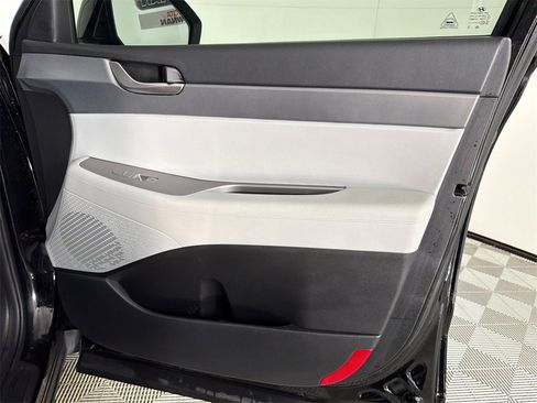 Used 2021 Hyundai Palisade SEL image 15