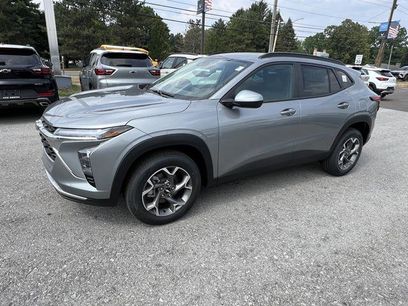 New 2025 Chevrolet Trax LT w/ Driver Confidence Package