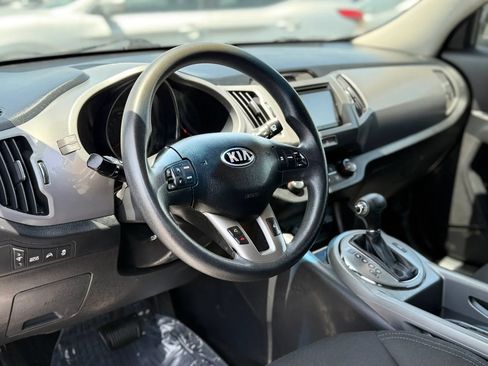 Used 2015 Kia Sportage LX AWD/4WD image 16