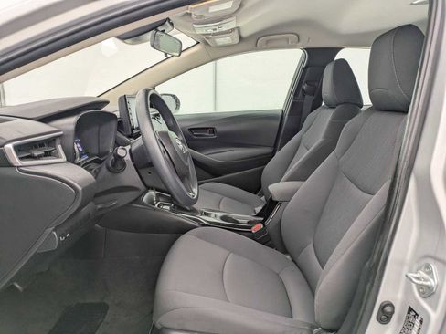 Used 2022 Toyota Corolla LE image 17