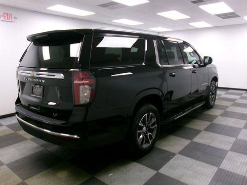 Used 2021 Chevrolet Suburban LT w/ Rear Media and Nav Package AWD/4WD image 17