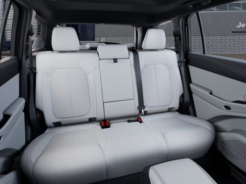 New 2026 Jeep Cherokee Limited AWD/4WD image 15