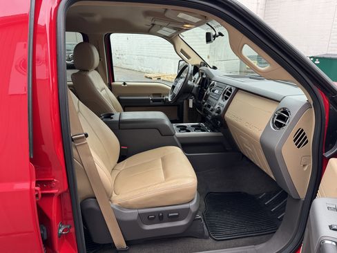 Used 2012 Ford F350 Lariat w/ Chrome Pkg image 30