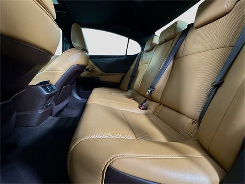 Used 2019 Lexus ES 350 image 27