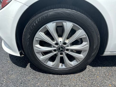 Used 2019 Mercedes-Benz C 300 4MATIC Sedan image 13