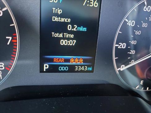 Used 2025 Toyota Corolla LE image 21