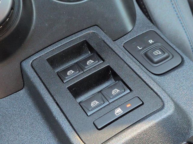 Used 2021 Ford Bronco Black Diamond w/ Sasquatch Package AWD/4WD image 23