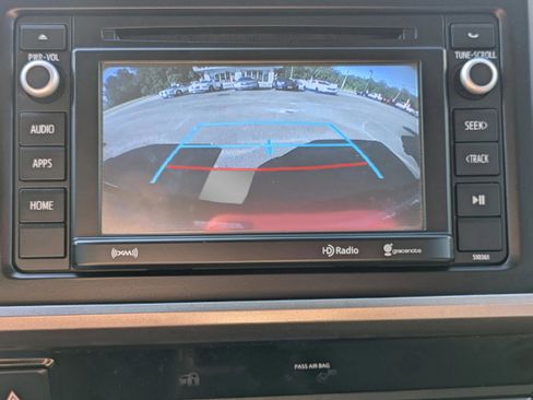 Used 2018 Toyota Tacoma SR5 image 25