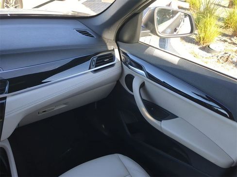 Used 2021 BMW X1 sDrive28i w/ Convenience Package image 18