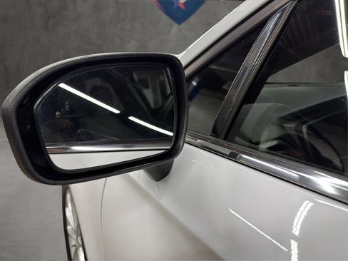 Used 2020 Ford Fusion SE FWD image 34