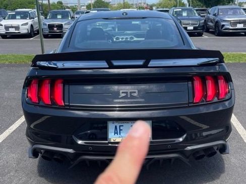 Used 2019 Ford Mustang GT Premium w/ GT Performance Package RWD image 5