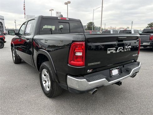 Used 2025 RAM 1500 Big Horn image 8