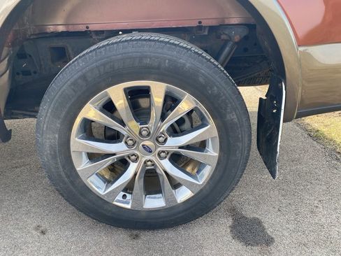 Used 2016 Ford F150 Lariat image 15