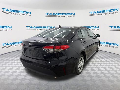 Used 2024 Toyota Corolla LE FWD image 5