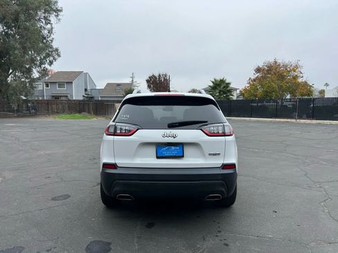 Used 2021 Jeep Cherokee Latitude Lux w/ Sun & Sound Group image 5