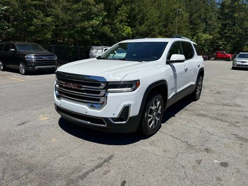Used 2023 GMC Acadia SLT FWD image 3