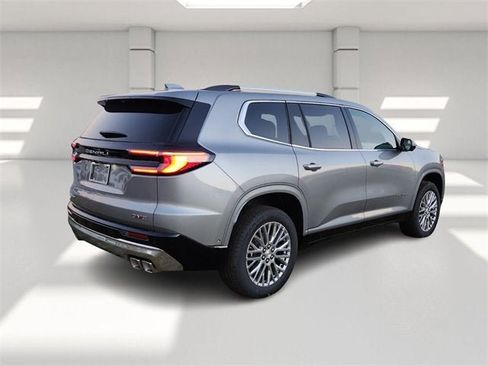 New 2026 GMC Acadia Denali w/ Super Cruise Package image 5