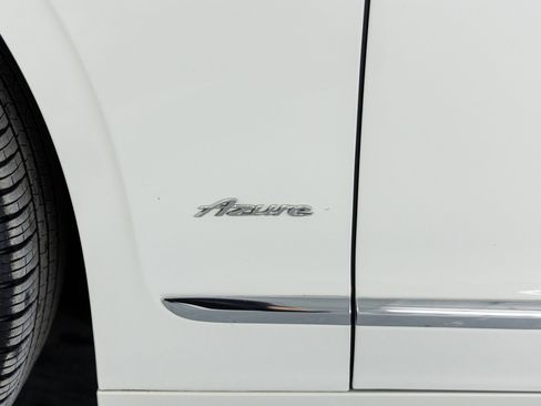 Used 2026 Bentley Flying Spur Plug-In Hybrid image 19