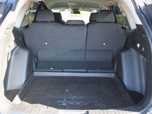 Used 2024 Honda CR-V LX image 18