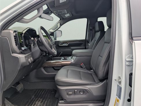 New 2026 Chevrolet Silverado 3500 LT w/ All Star Edition AWD/4WD image 29