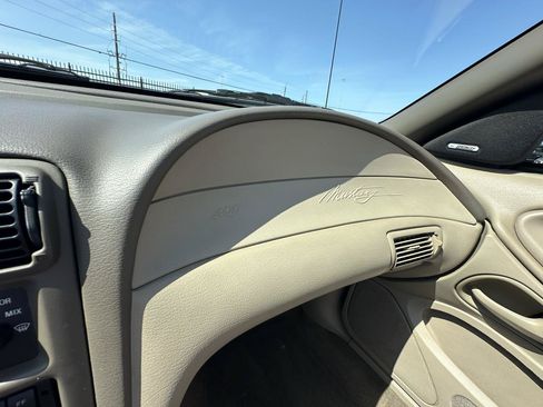 Used 1999 Ford Mustang GT RWD image 19