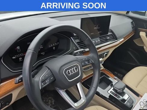 Used 2023 Audi Q5 2.0T Premium Plus w/ Premium Plus Package image 3