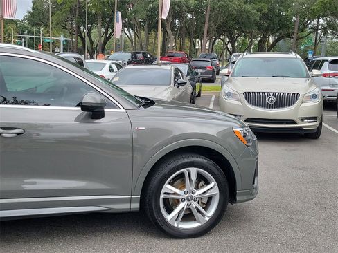 Used 2020 Audi Q3 2.0T Premium w/ Convenience Package image 16