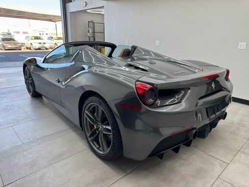 Used 2017 Ferrari 488 Spider RWD image 6