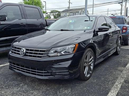 Used 2016 Volkswagen Passat 1.8T R-Line FWD image 3