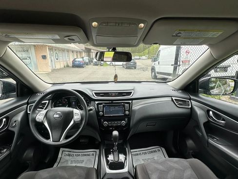 Used 2016 Nissan Rogue SV w/ SV Premium Package AWD/4WD image 24