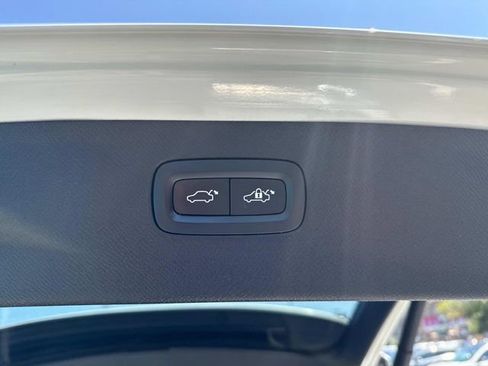 Used 2022 Volvo XC90 T6 Inscription w/ Advanced Package image 9