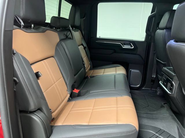 Used 2025 Chevrolet Silverado 3500 High Country w/ High Country Premium Package AWD/4WD image 50