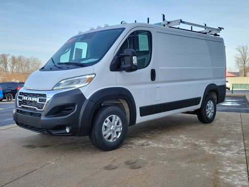 Used 2025 RAM ProMaster 2500 w/ Quick Order Package 22G SLT image 2