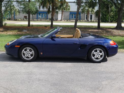 Used 2002 Porsche Boxster RWD image 54
