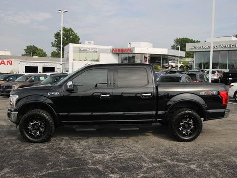 Used 2018 Ford F150 Lariat w/ Equipment Group 502A Luxury AWD/4WD image 2