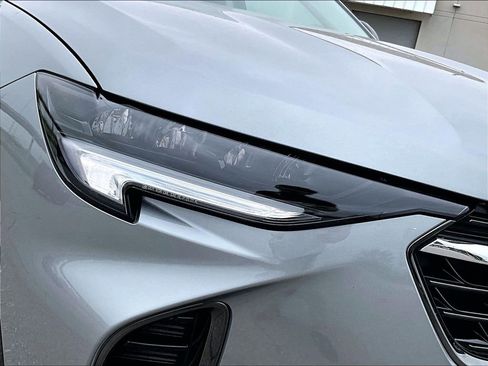 Used 2023 Buick Envision Preferred w/ Sport Touring Package AWD/4WD image 12