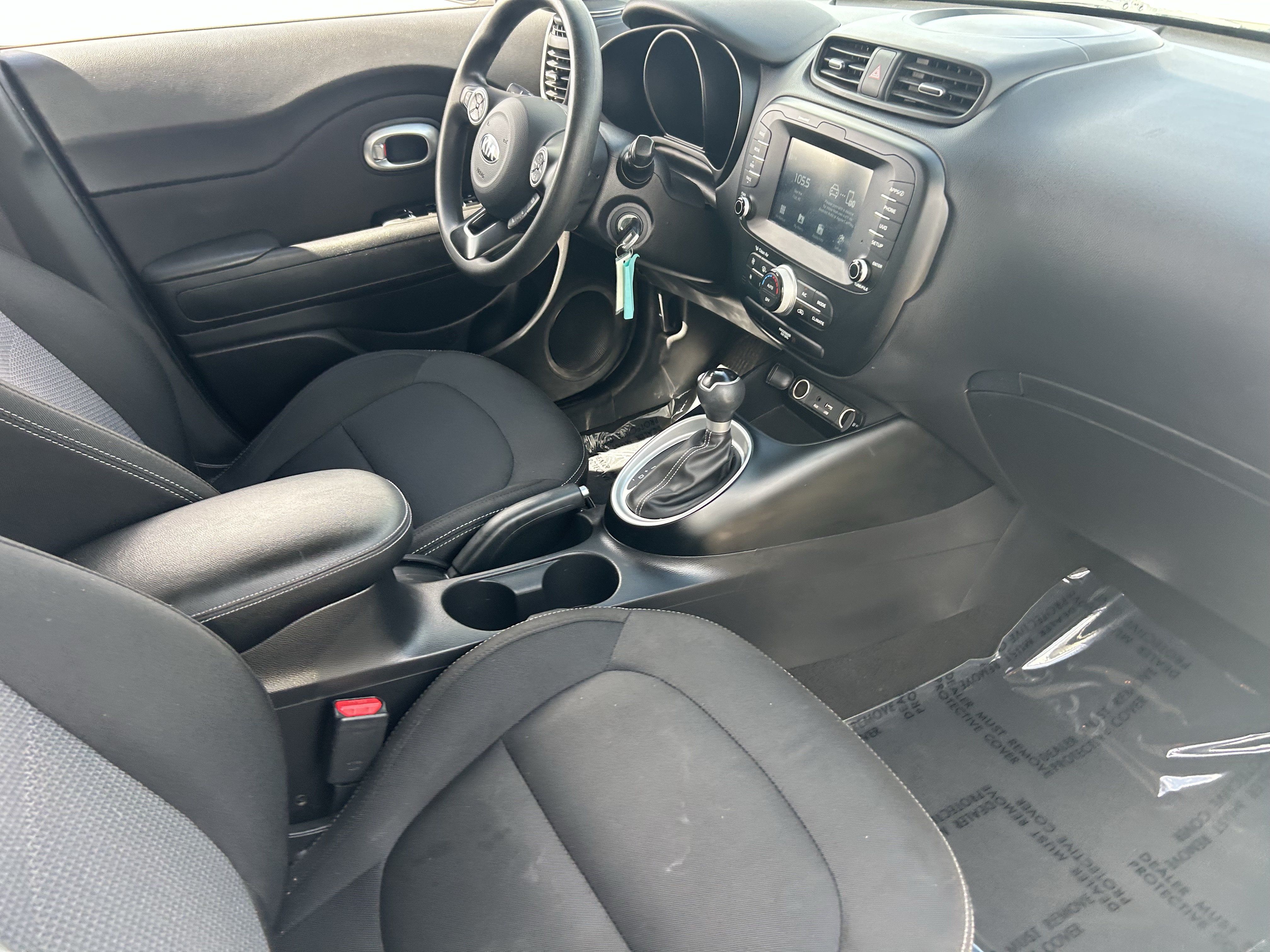 Used 2018 Kia Soul + FWD image 13