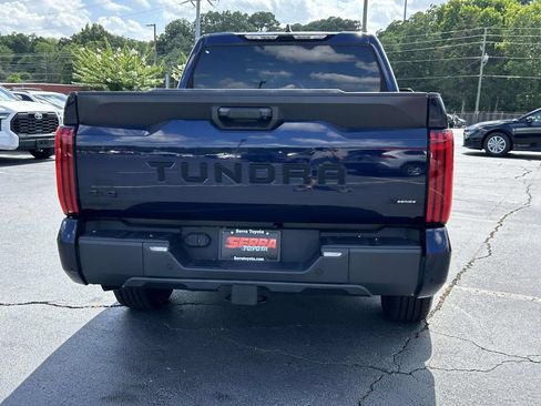 Used 2023 Toyota Tundra SR5 w/ SR5 Convenience Package AWD/4WD image 4