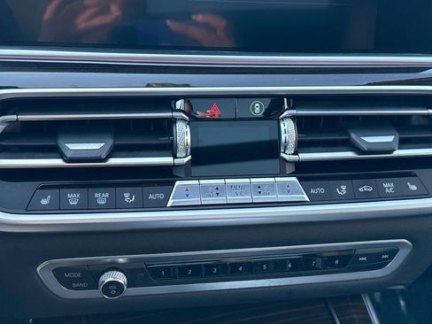 Used 2020 BMW X5 xDrive40i w/ Convenience Package image 17