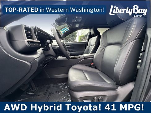 Used 2024 Toyota Crown Limited image 9