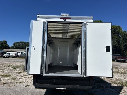 New 2025 Chevrolet Express 3500 w/ Power Convenience Package image 6