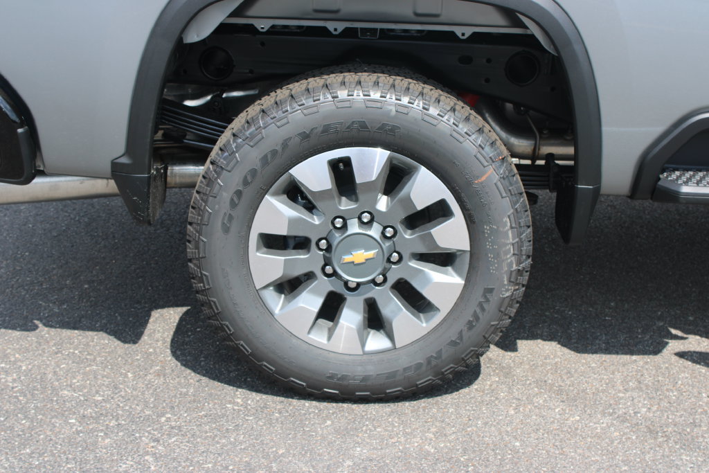 New 2026 Chevrolet Silverado 2500 Custom w/ Custom Value Package AWD/4WD image 17
