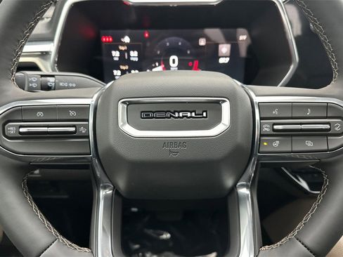 New 2026 GMC Canyon Denali image 20