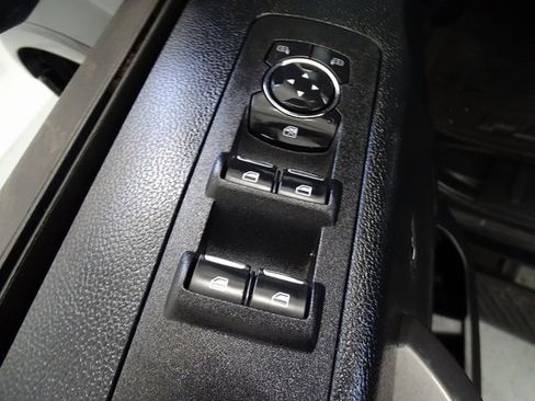 Used 2019 Ford F150 XLT w/ Equipment Group 302A Luxury image 8