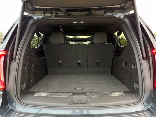 Used 2021 GMC Yukon XL Denali w/ Denali Premium Package AWD/4WD image 30