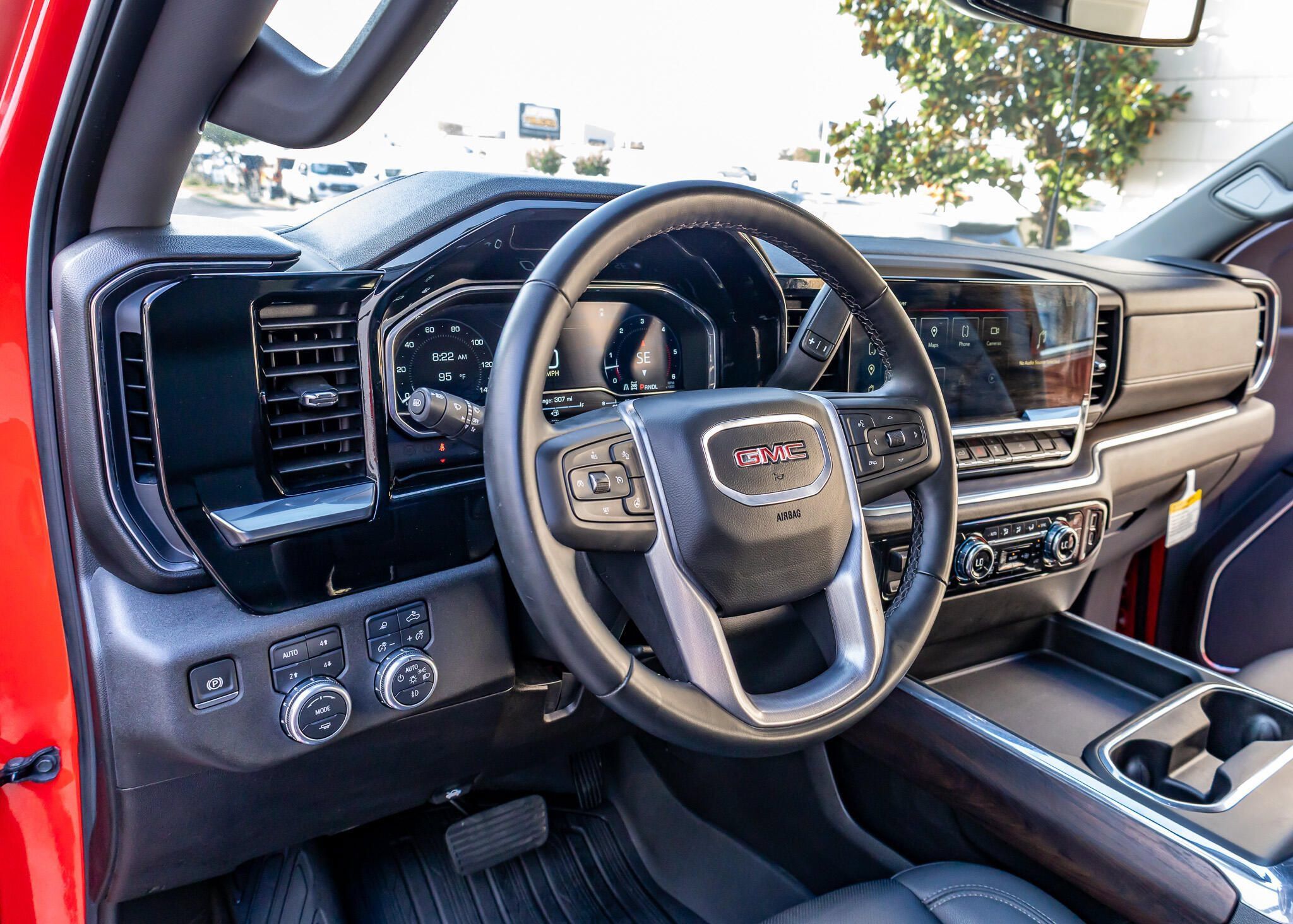 Used 2024 GMC Sierra 2500 SLT w/ Texas SLT Premium Package AWD/4WD image 17